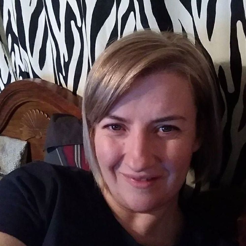 Meet your Posher, Cassondra